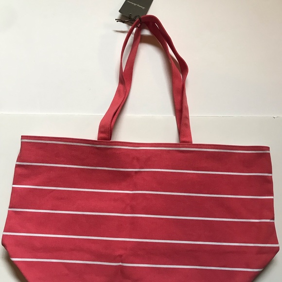 Tommy Bahama tote bag. *NWT* - Picture 2 of 5